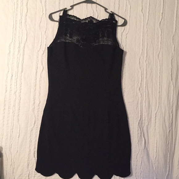 Endless Rose Black Scallop and Lace Dress, size S - Picture 4 of 5